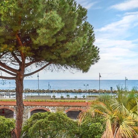 Nice Apartment In Moneglia With House Sea View Esterno foto