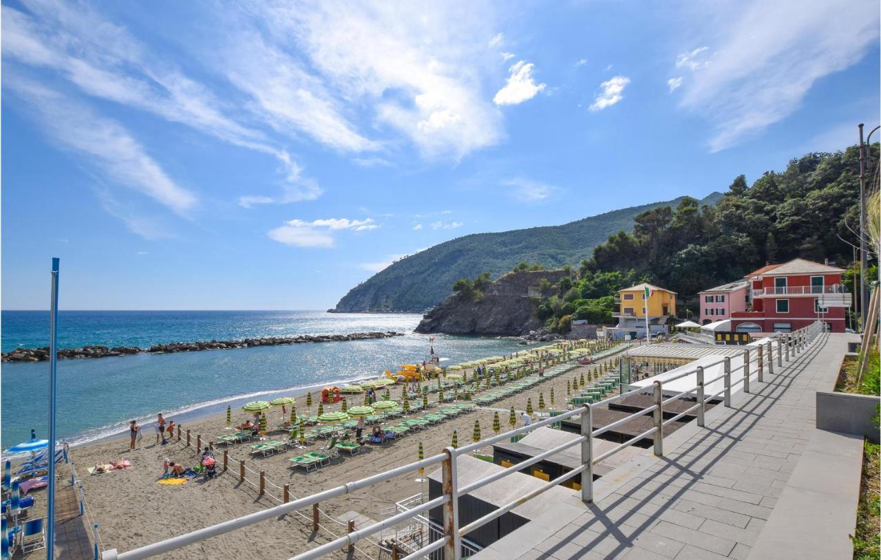Nice Apartment In Moneglia With House Sea View Esterno foto