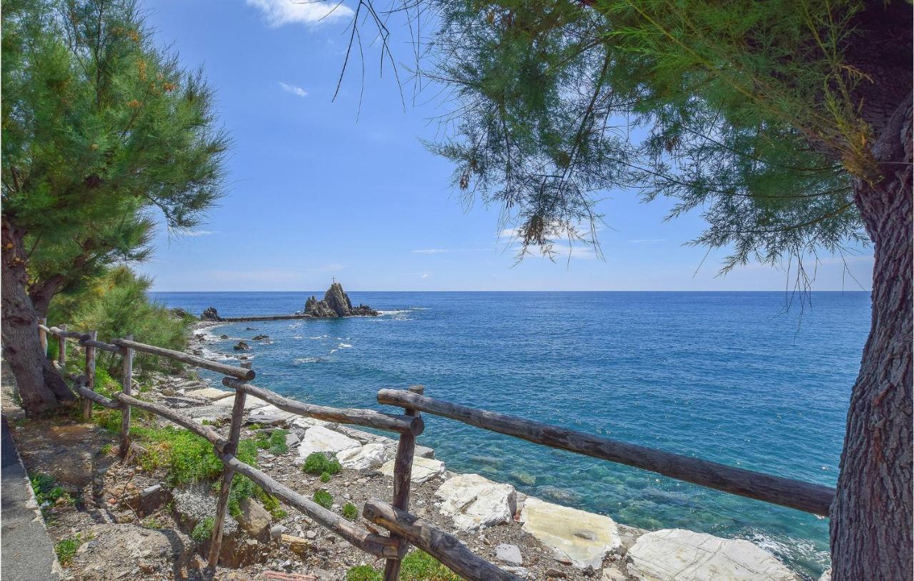Nice Apartment In Moneglia With House Sea View Esterno foto